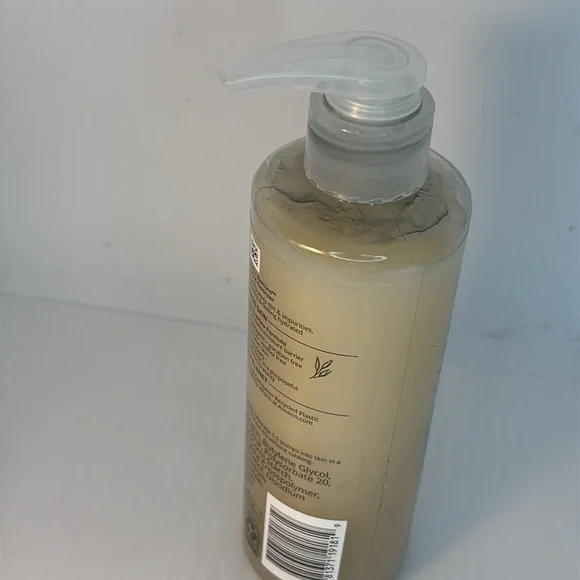 Aveeno calm & restore nourishing oat cleanser New - Picture 6 of 6